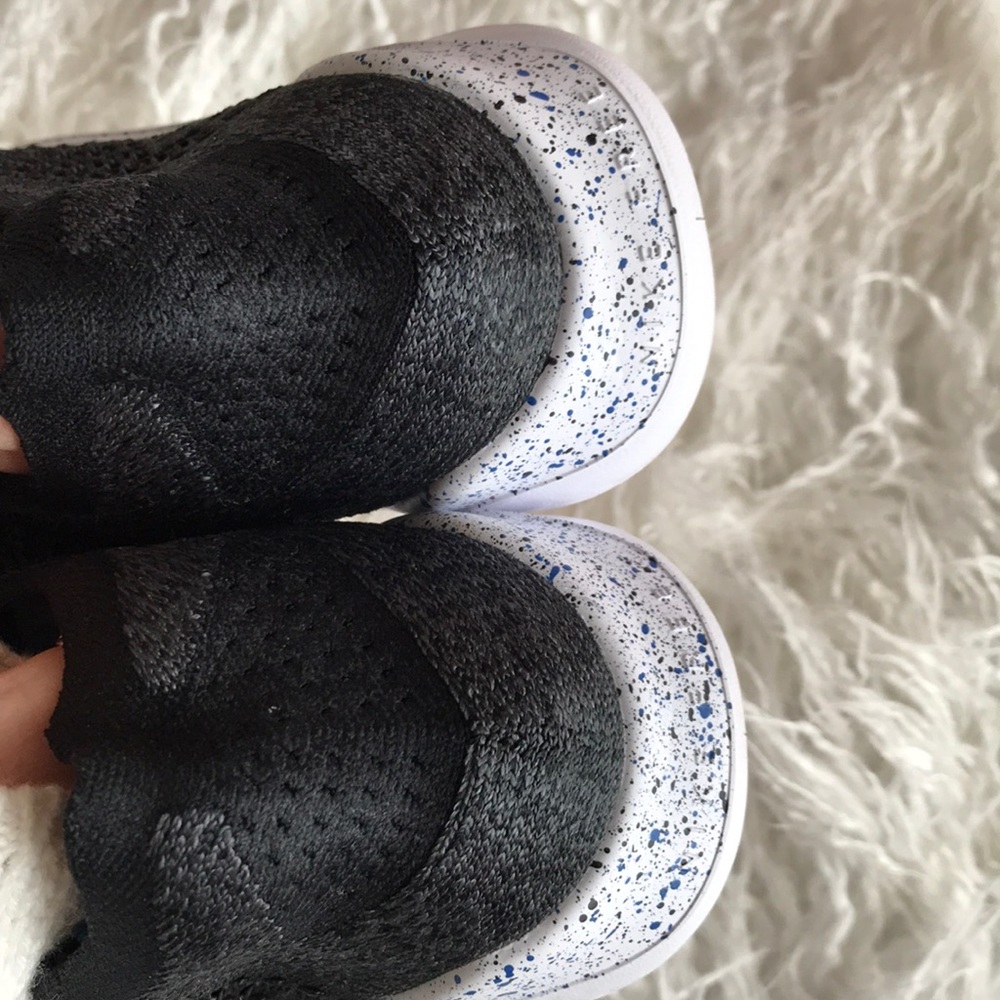 NWT Custom Nike ID Free Rn Flyknit - Picture 5 of 7